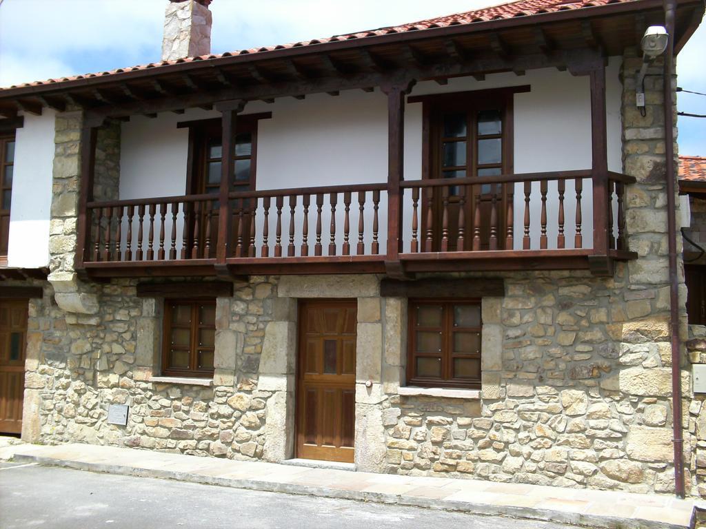 El Cabanon De Pimiango Pensionat Exteriör bild