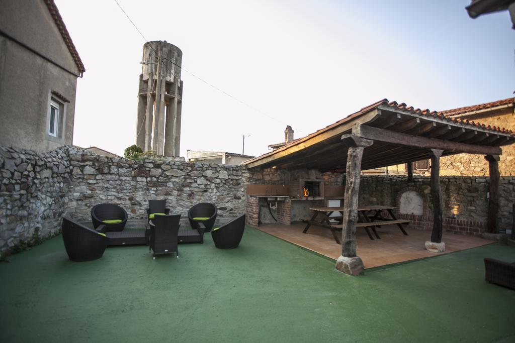 El Cabanon De Pimiango Pensionat Exteriör bild
