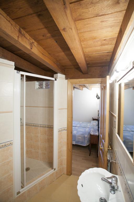 El Cabanon De Pimiango Pensionat Rum bild