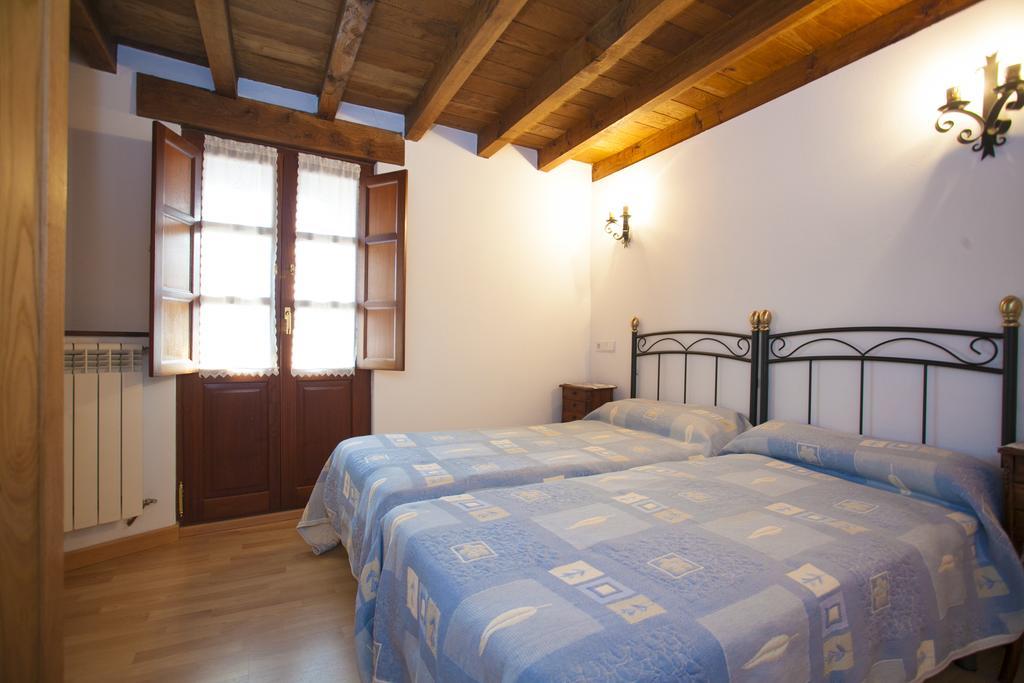 El Cabanon De Pimiango Pensionat Rum bild