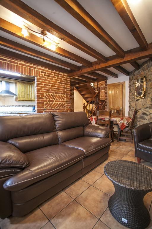 El Cabanon De Pimiango Pensionat Rum bild