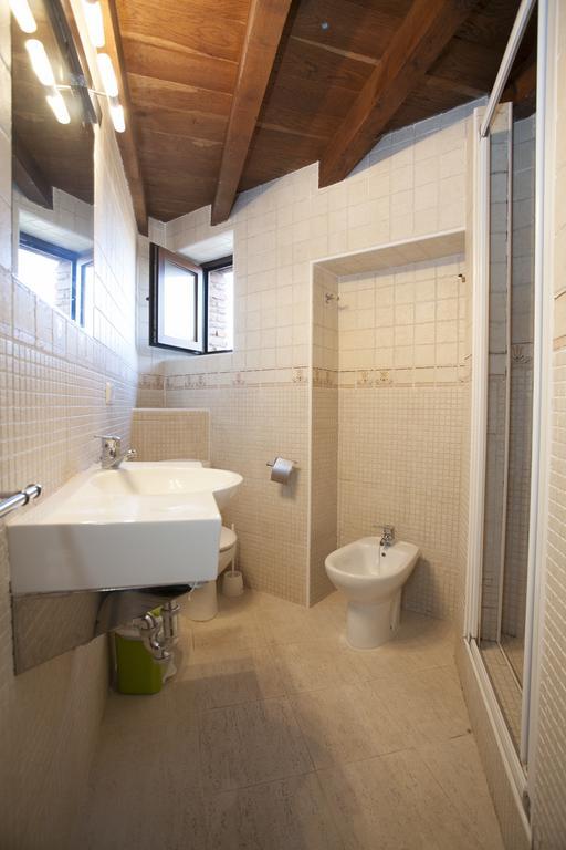 El Cabanon De Pimiango Pensionat Rum bild