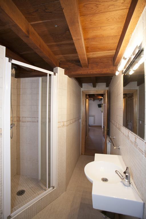 El Cabanon De Pimiango Pensionat Rum bild